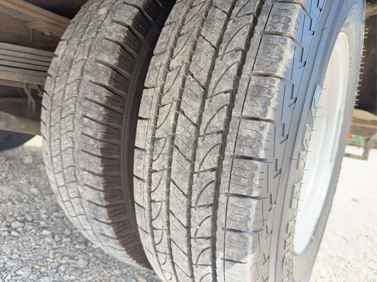 2009-chevrolet-3500-image-60