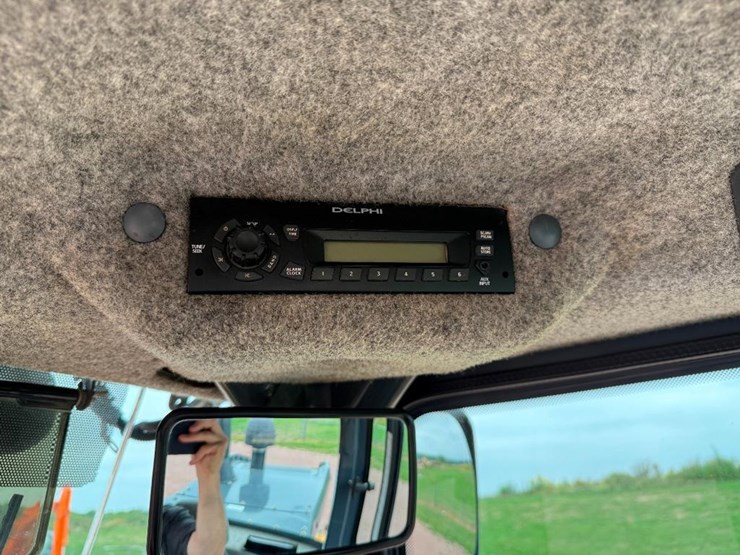 deere-644k-image-58