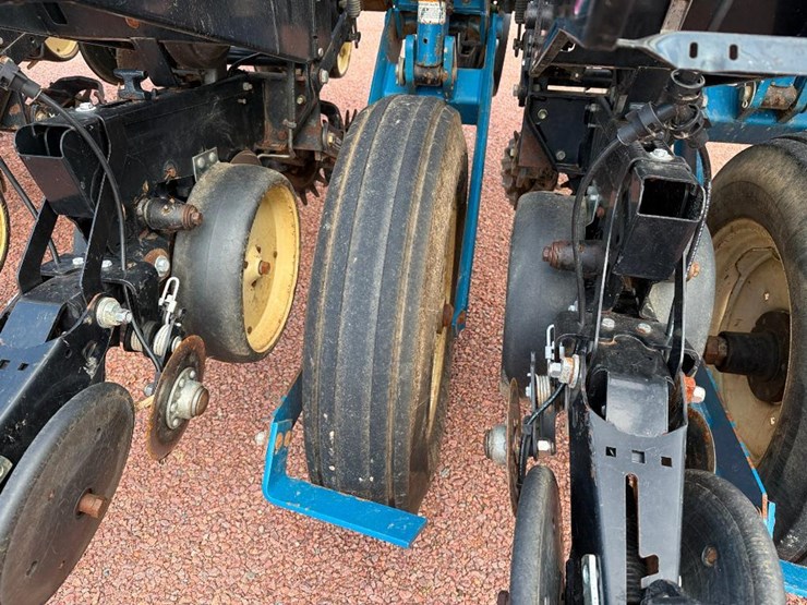 1999-kinze-2000-image-32