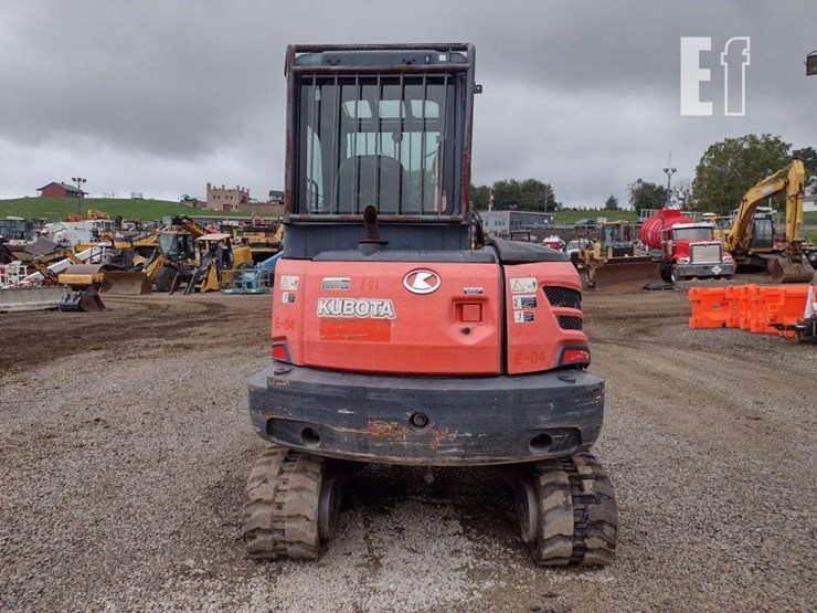 2016-kubota-kx040-4-image-4