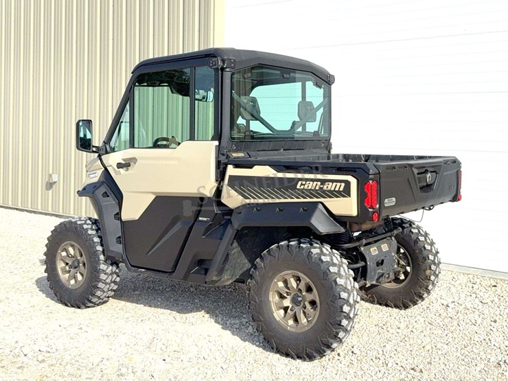 2023-can-am-hd10-defender-limited-4x4-utv-image-7