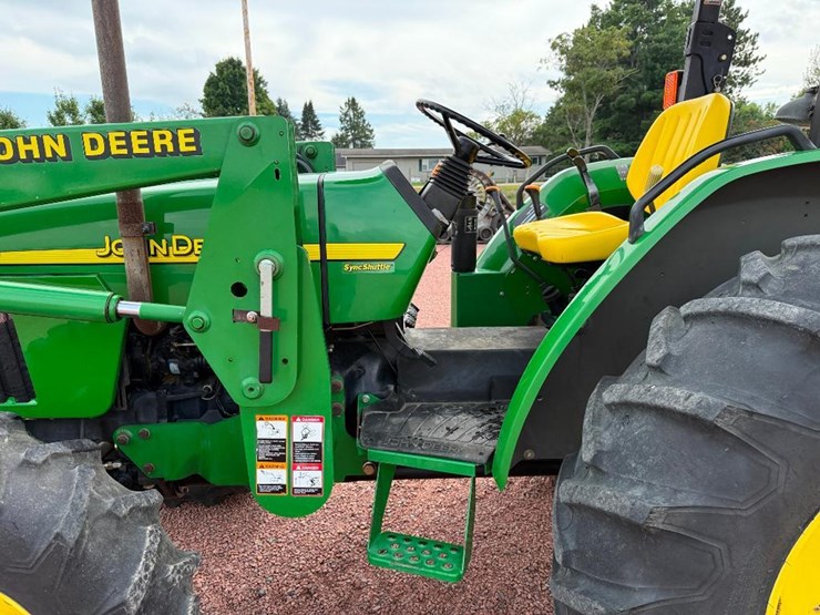 john-deere-5320-image-17