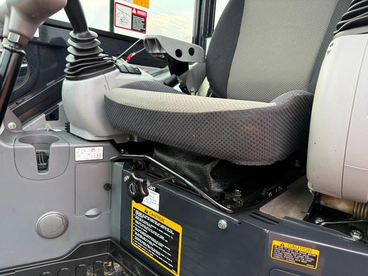 2023-deere-50g-image-49
