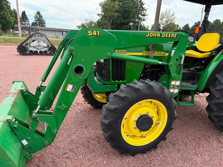john-deere-5320-image-19