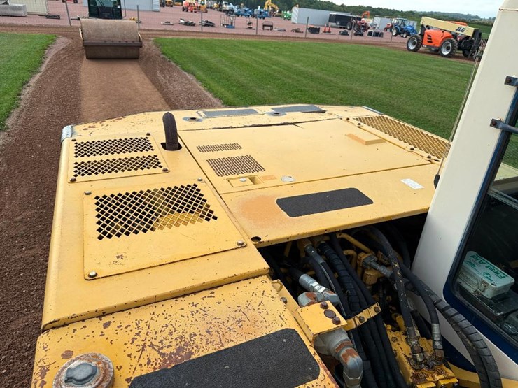 komatsu-pc150-lc-5-image-39