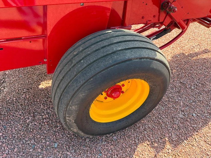 2013-new-holland-bc5060-image-7