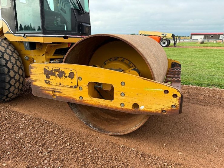caterpillar-cs-563e-image-27