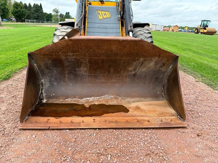 jcb-426b-image-32