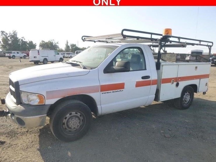 2005-dodge-ram-2500-image-1