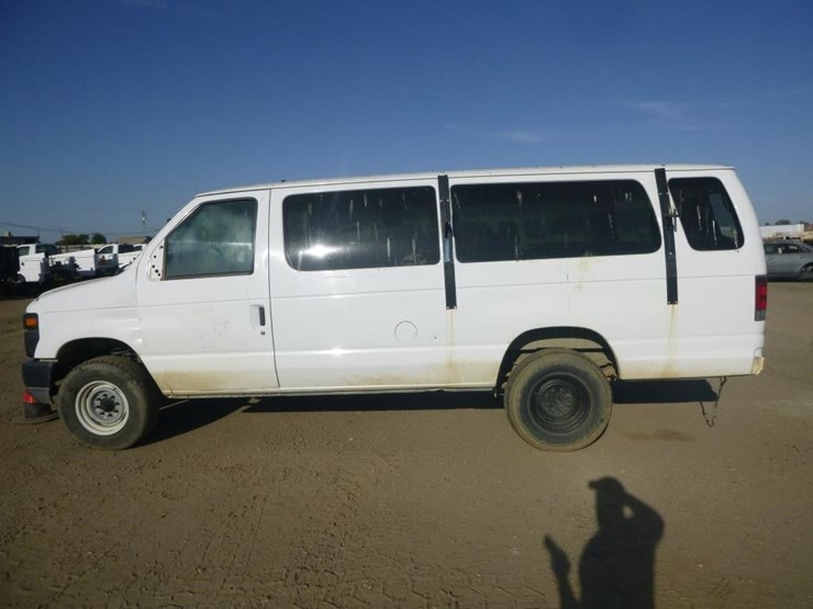 2008-ford-e350-image-6