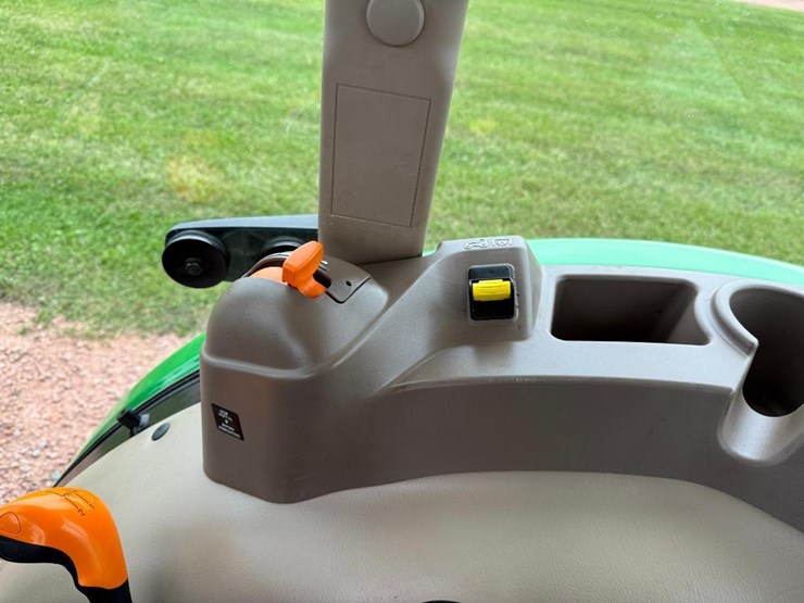 john-deere-5075e-image-57