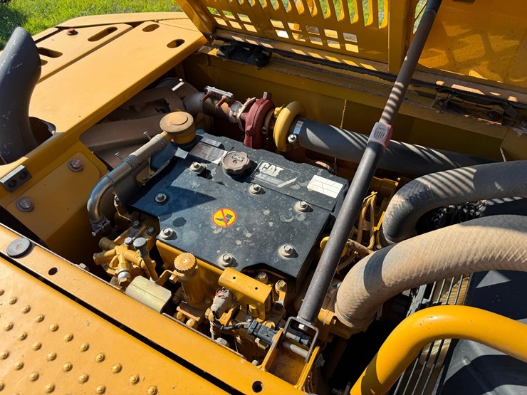 caterpillar-312d-image-24