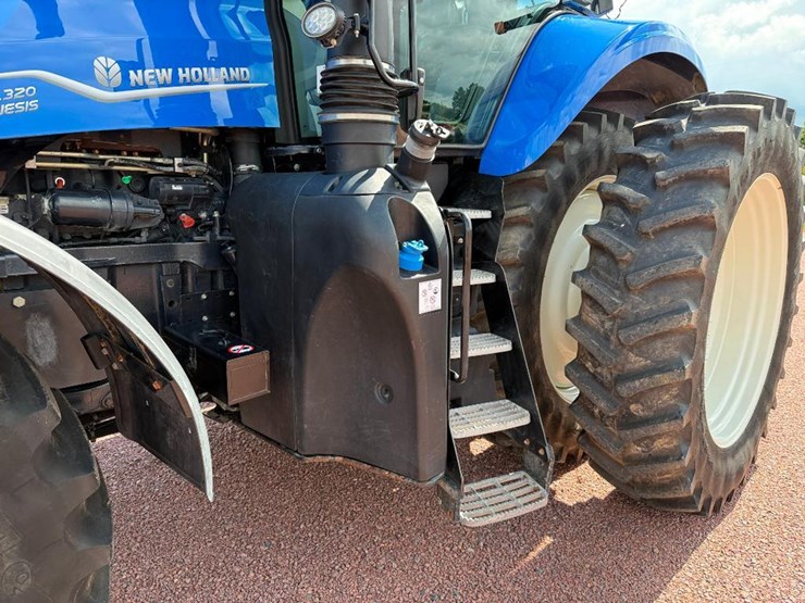 new-holland-t8.320-image-19