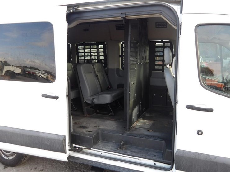 2017-ford-transit-image-14