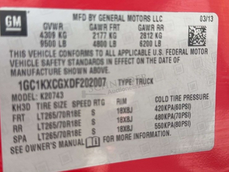 2013-chevrolet-2500hd-image-32