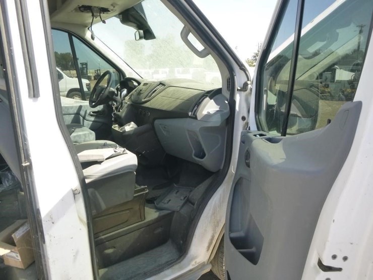 2018-ford-transit-image-15