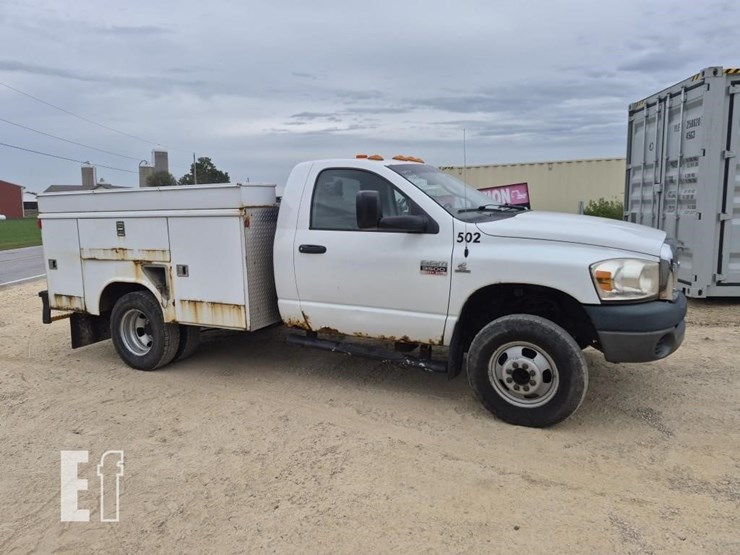 2008-dodge-ram-3500-image-5