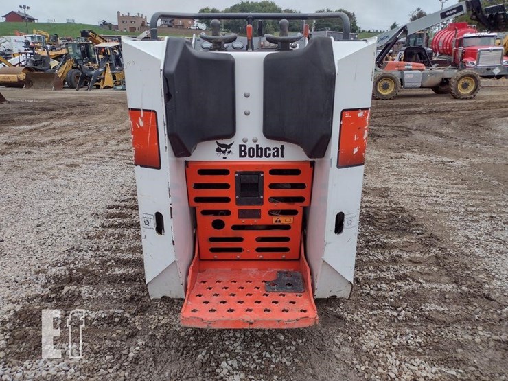 2019-bobcat-mt85-image-4