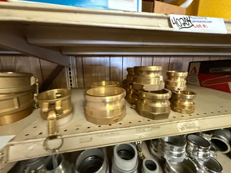 2nd-shelf-w/-(25+)-2”-thru-4”-camlock-brass-fittings-image-2