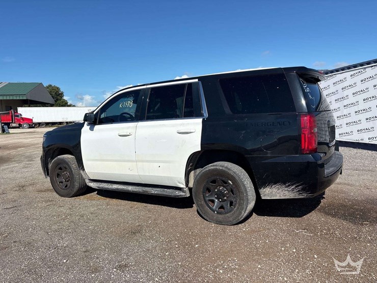 2018-chevrolet-tahoe-image-4