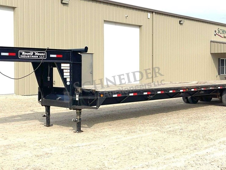 2022-round-house-40'-flatbed-gooseneck-trailer-image-2