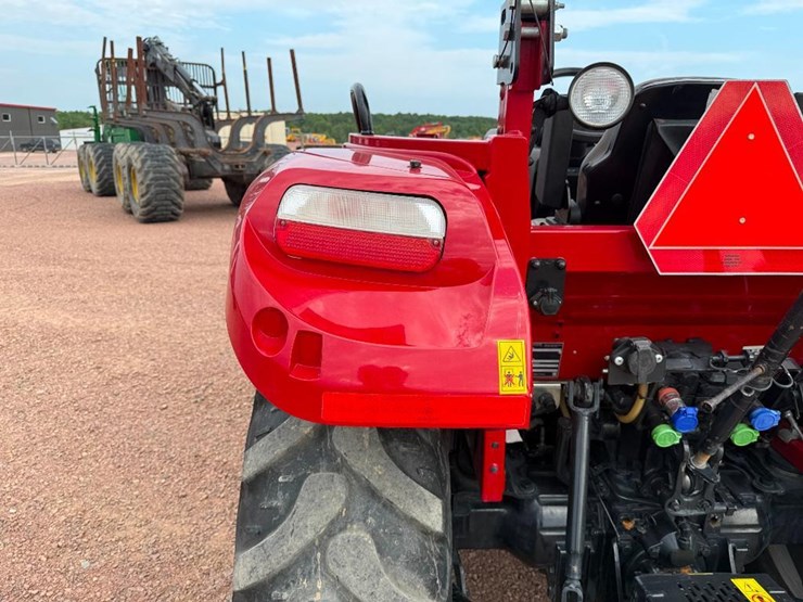 case-ih-farmall-75c-image-26