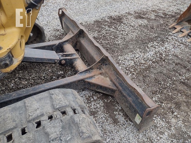 2012-caterpillar-305e-cr-image-21