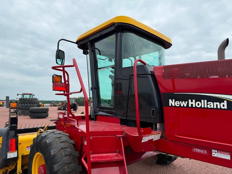 new-holland-hw305-image-21