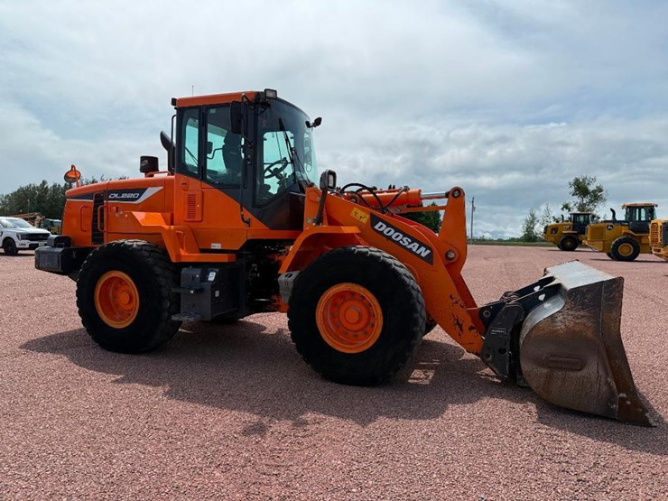 doosan-dl220-5-image-3