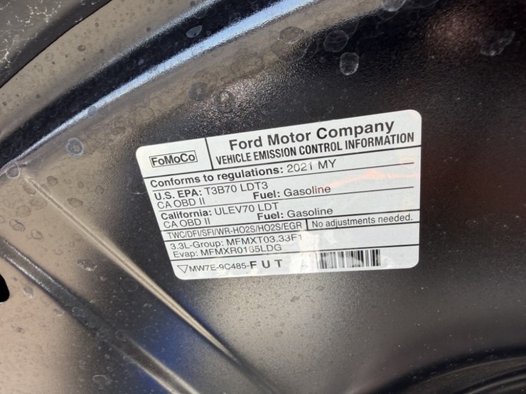 2021-ford-explorer-image-13