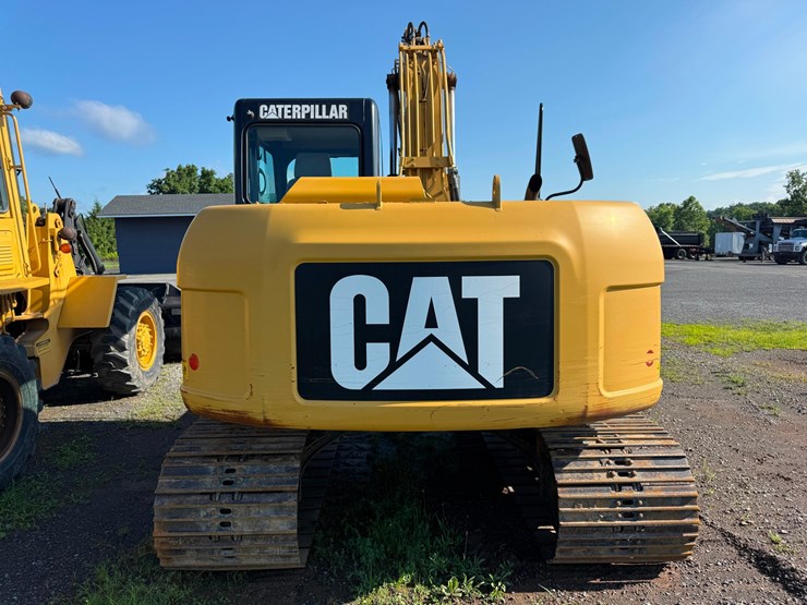 caterpillar-312d-image-5