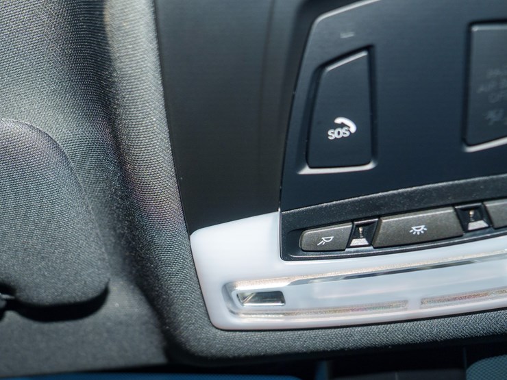 #1064-•-2015-bmw-i-8-image-80