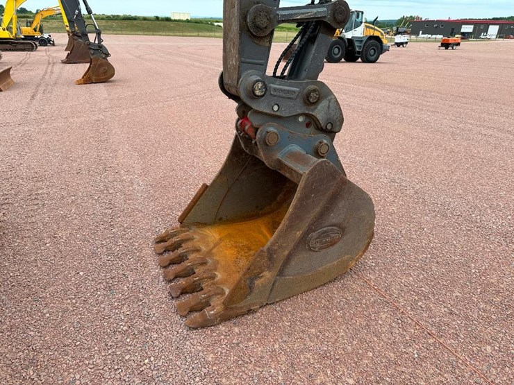 volvo-ecr145el-image-38