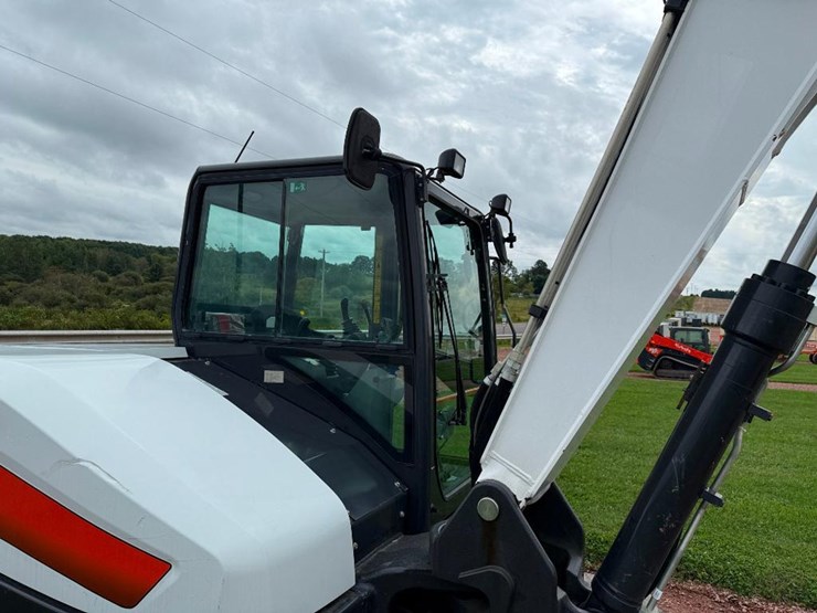 bobcat-e85-image-22
