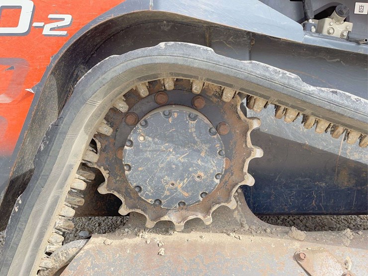 2015-kubota-svl90-image-16