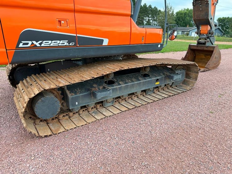 2016-doosan-dx225-lc-5-image-15