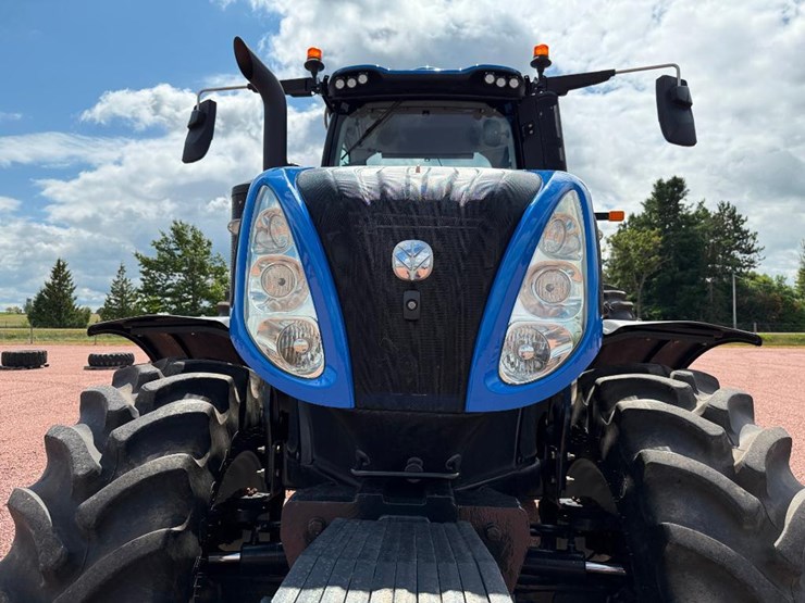 new-holland-t8.320-image-43