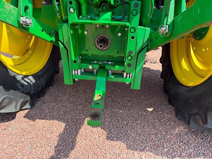 john-deere-6110m-image-38