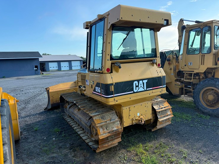 caterpillar-d5g-xl-image-4