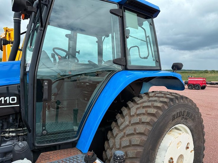 new-holland-ts110-image-15