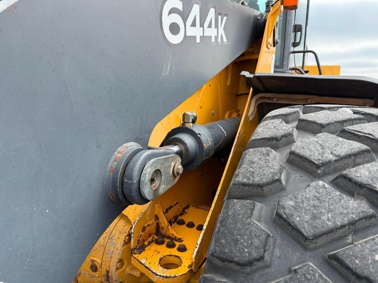 deere-644k-image-29