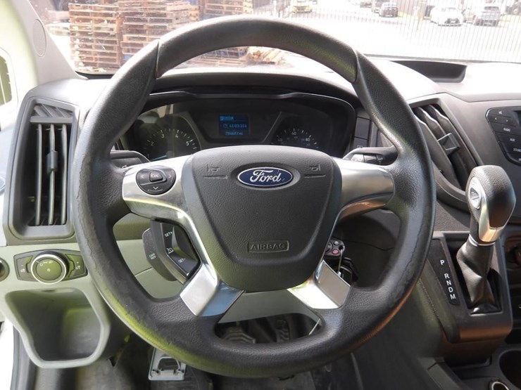 2017-ford-transit-image-16