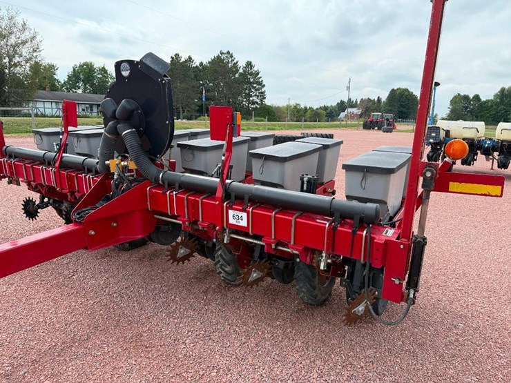 case-ih-1200-image-10
