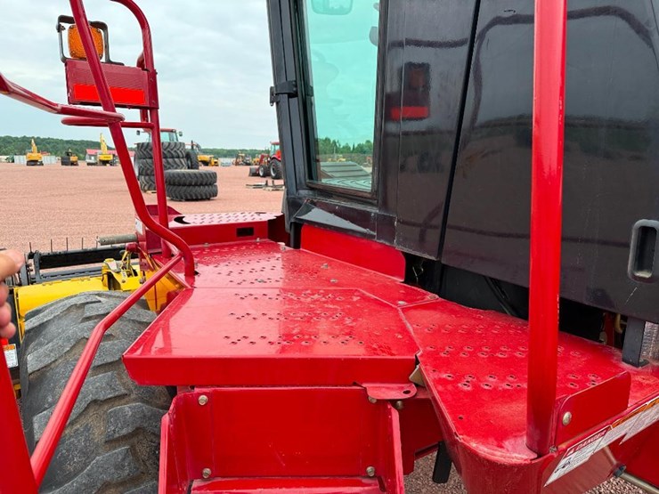 new-holland-hw305-image-50