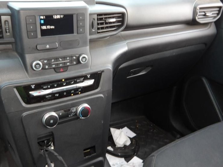 2024-ford-explorer-image-21