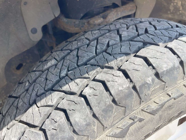 2017-ford-f150-image-17