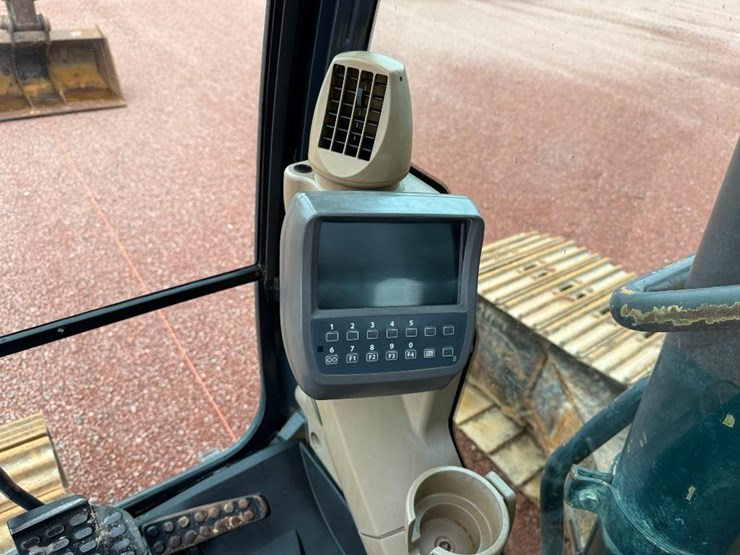 john-deere-2010-image-52