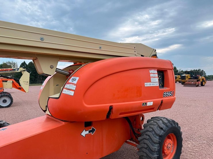 jlg-660sj-image-24