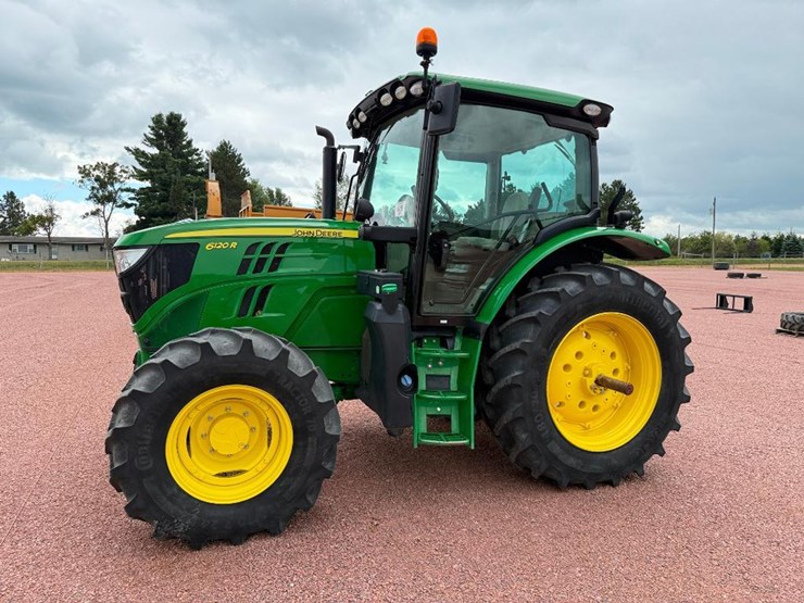john-deere-6120r-image-1