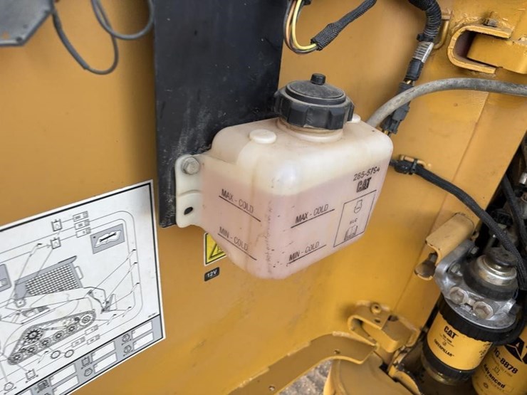 caterpillar-257b2-image-34